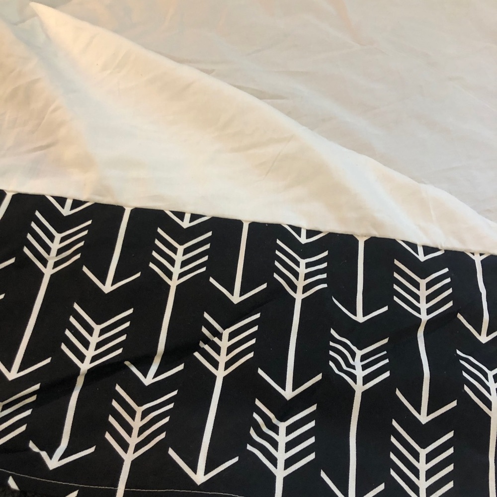 Black and White Arrow Crib Skirt
